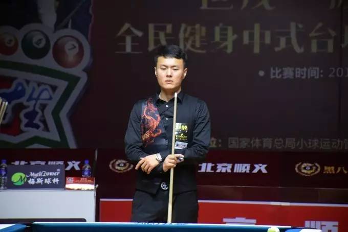 在他的指导 在他的指导