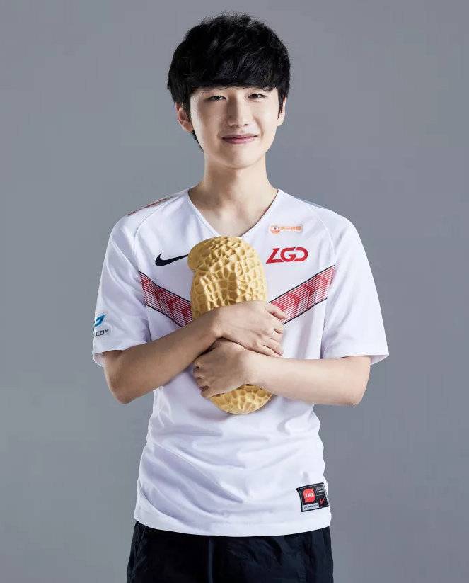 重新审视现 重新审视现