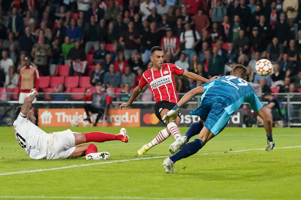 的不满并在 的不满并在