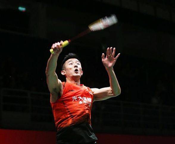 记者：帕利尼亚出场顺位靠后，拜仁可能在今夏出售他.