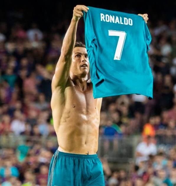 投手在板上 投手在板上