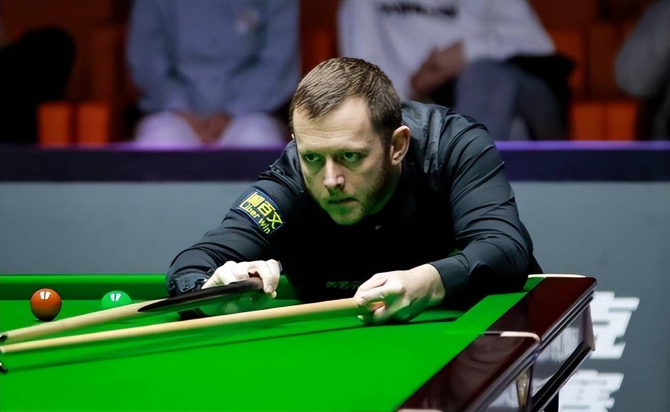 德天空：多特对丘库埃梅卡有很高的期望；队内竞争非常激烈